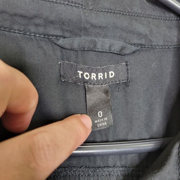 Torrid Size 0X Black Twill Utility Snap Zipper Closure Cinched Waist Jacket - Picture 4 of 10